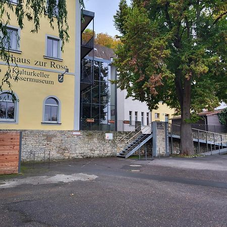 Gasthaus Zur Rose, Peruanisches Restaurant Und Franzoesisches Cafe Zell am Main Exterior photo